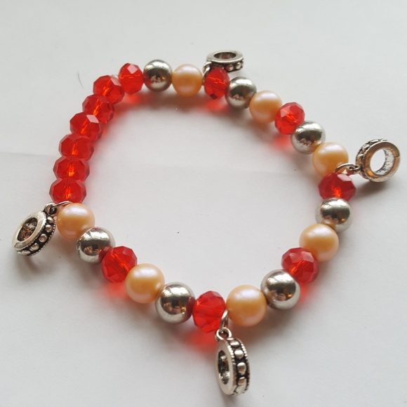 2Pc Set// Red❤️Bracelet and earrings ❤️ - Picture 3 of 3